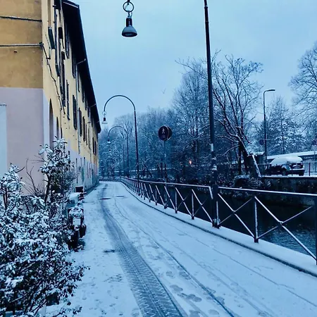 At Naviglio Martesana Daire