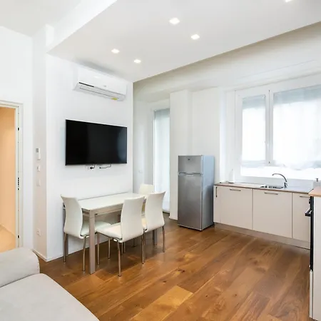 Апартаменты Magnoliaapartments - 6 Senatore Duomo