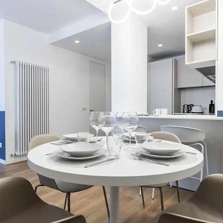 Italianway Collection - Corso Venezia 7 * Milan