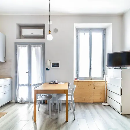 Апартаменты Domusmi Leoncavallo-43 *