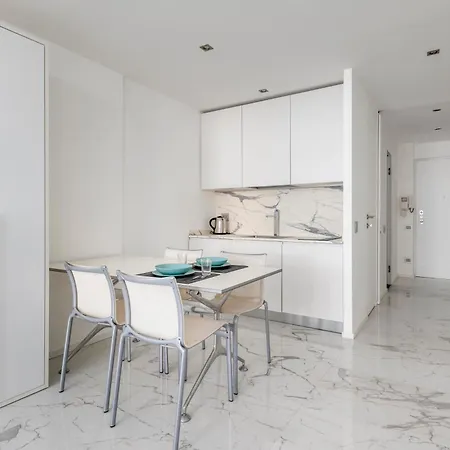 Lovely Loft Few Steps From Duomo Милан