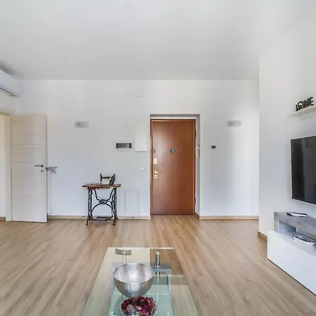 Domusmi Benedetto Marcello-28 * ミラノ