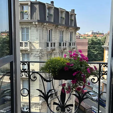 Easy Isola, For An Easy * Milan