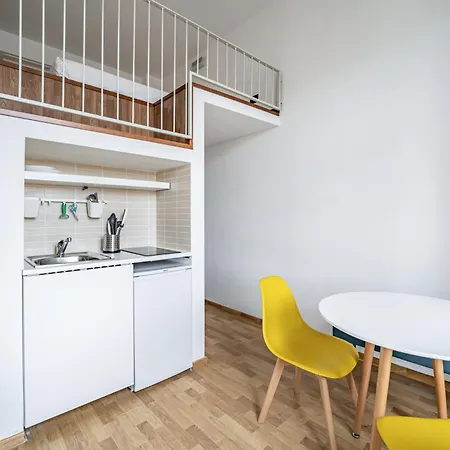 Guesthost - Magenta Long Let Apts Milano