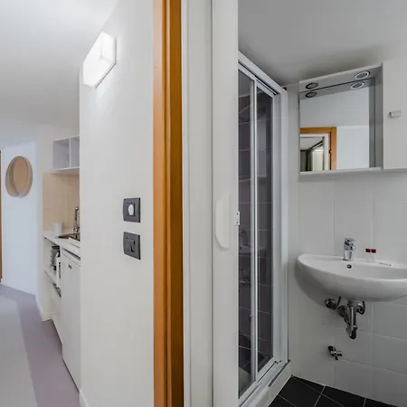 Guesthost - Magenta Long Let Apts