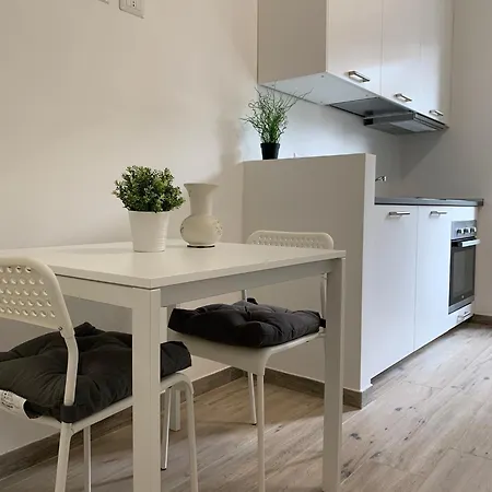 Apartament Housitalia *