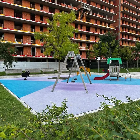 Sweet In Smart District Apartment *