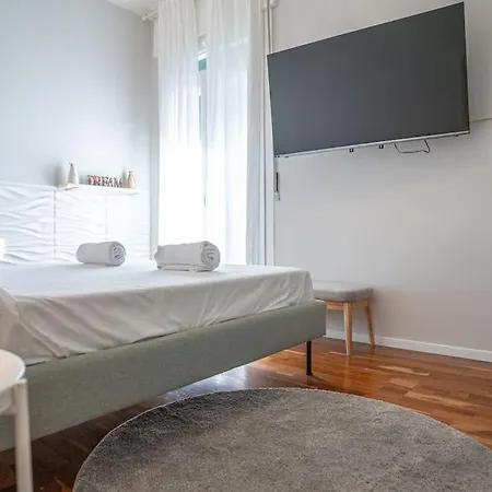 Singola Con Ac, Tv, Wi-fi E Cucina *