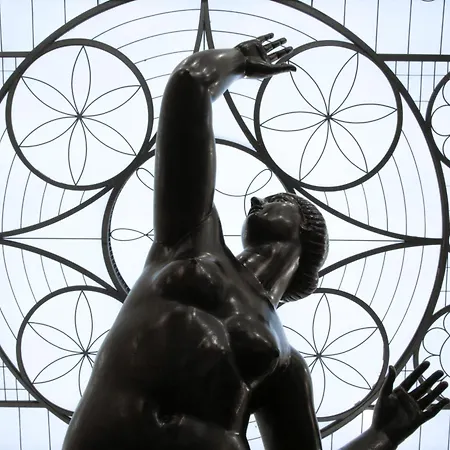 Grand Et De - The Leading Of The World Milano