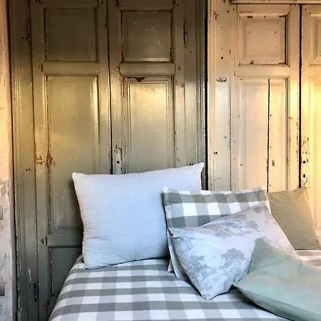 Charming And Design Attic Loft In Coolest Area Navigli Ticinese Appartement