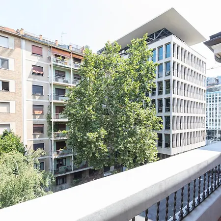 With Balcony - Collection Apartmán Milán