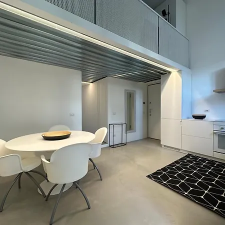 Apartment White In Milan
