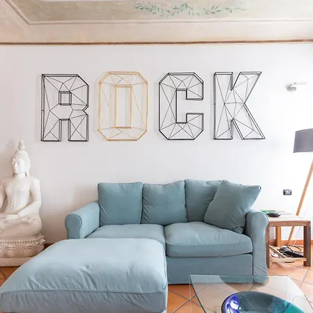 Cosy Two Bedroom Close To Navigli Appartement *