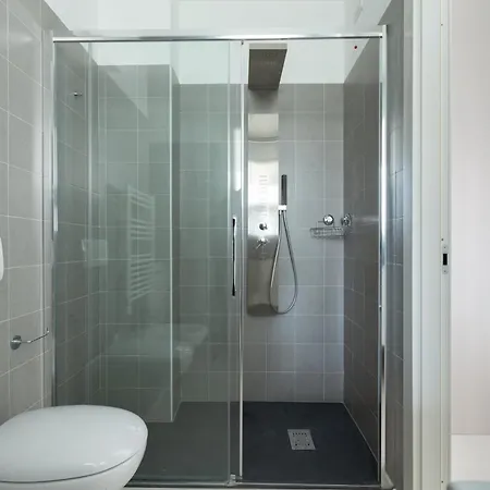 Apartament Easytopstay - Porta Nuova Bright And Roomy Flat