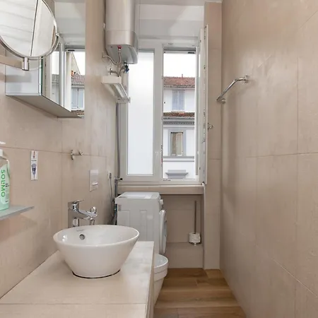 Luxury Cozy By Station - Cafe