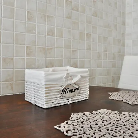 M.aurelio Red Apartman