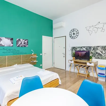 Daire Urbanjungle - Centre With Balcony