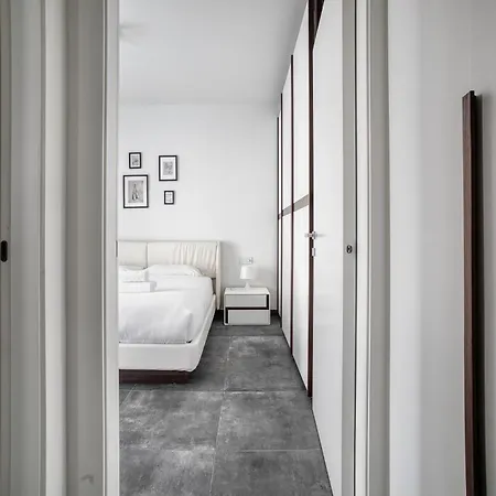 Just Urban - Moderno Bilocale Con Ampio Terrazzo - M4 Tolstoj * Mediolan