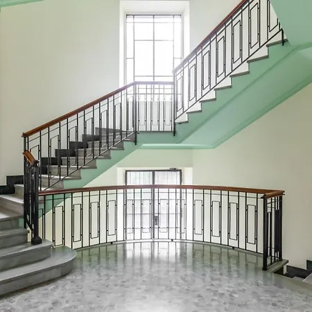 Urbanjungle - Centre With Balcony Daire