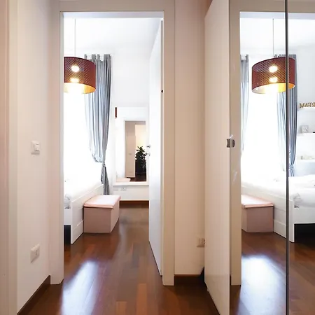 Primopiano - Custodi Apartmán *