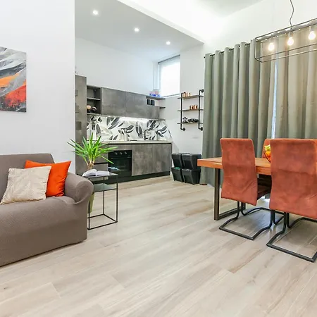 Urban Retreat Chic Industrial Loft In The Heart Of