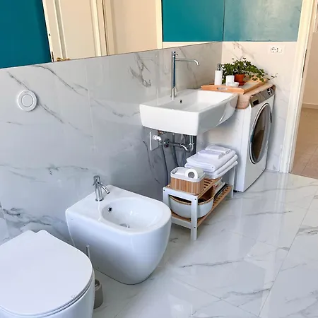 Open Space Corso Lodi 75mq شقة *