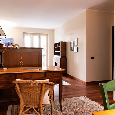 Moscova-brera Elegante Con Giardino Privato Апартаменты *