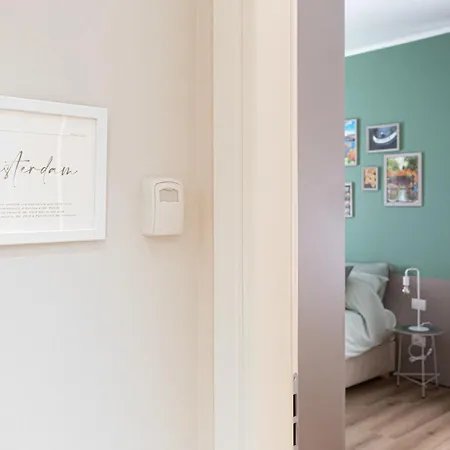 Pensión My Guest 4*