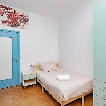 Xenia - Spacious Near Linate Airport 아파트