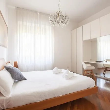 Hacca Collection - Porta Venezia 3br * 밀라노