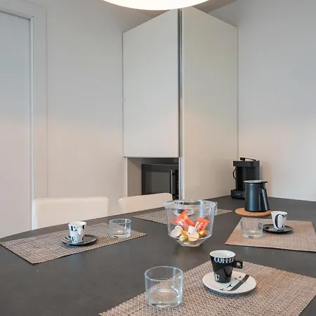 Xenia - Luxury & Elegant Penthouse In Life Apartament