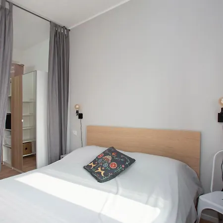 شقة Gambara Urban Flat - Stylish And Next To Metro ميلان