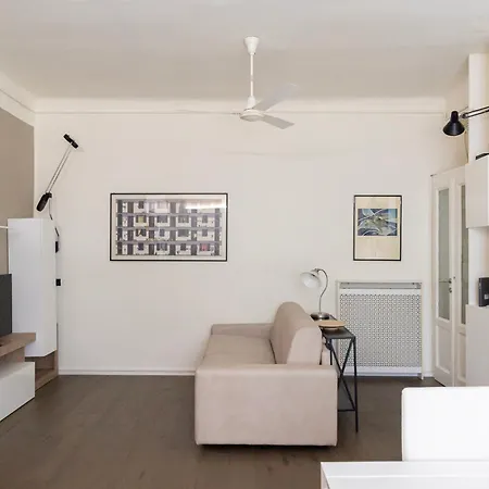 Elegante Bilocale In Zona Risorgimento *