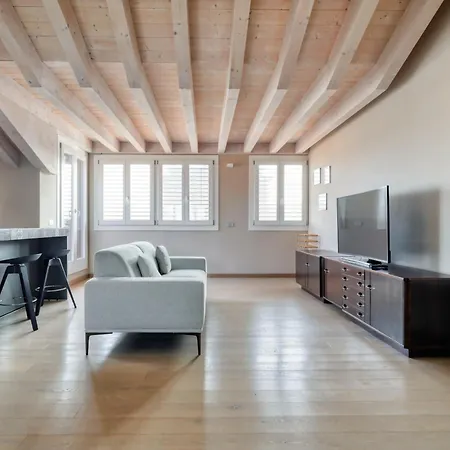 Διαμέρισμα Joivy Elegant With Parking And Balcony *