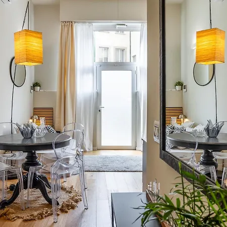 Duomo 9 - Luxury Modern Loft Daire Milano