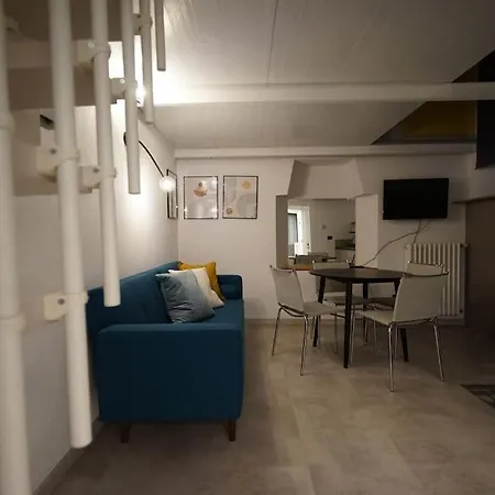 A Due Passi Dal Bosco Verticale Apartman