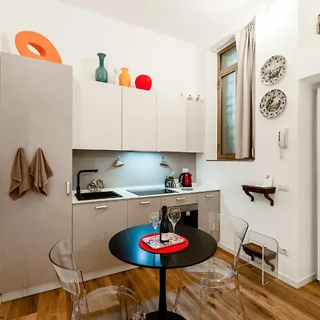 Splendido Monolocale Caccialepori Milano