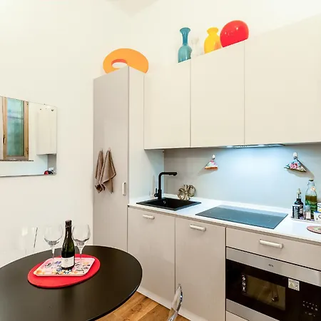 Splendido Monolocale Caccialepori Appartamento Milano