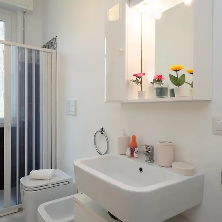 Lejlighed Xenia - Spacious Two-room In The Flower District