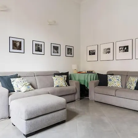 Bilocale Pergolesi * Милан