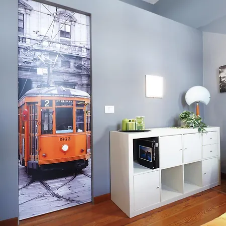 Mila Pisacane * Milano