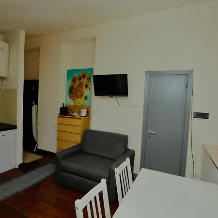 Apartman Hosting Dreams Attics - Duomo Milánó
