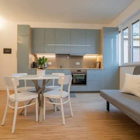 Apartment Chic In Nolo: Style And Comfort In *