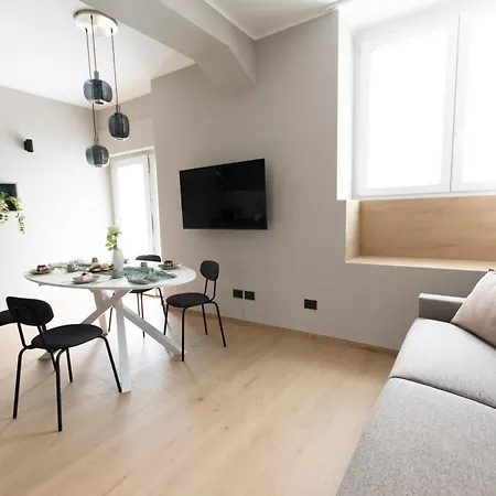Ihost Luxury -free Parking- Plana 8 شقة ميلان