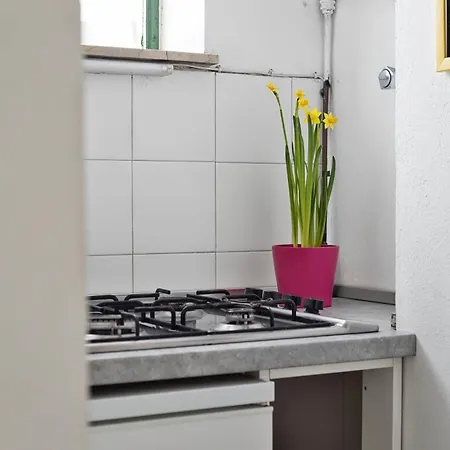 Marta's Cozy Flat In Citylife מילאנו