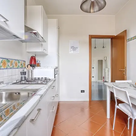 Balilla30; Spacious 2 Bedroom Next To Center