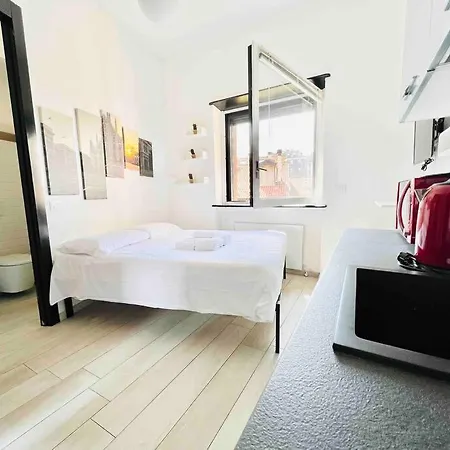 5 Min Walk To Duomo Petite Loft! * Mailand