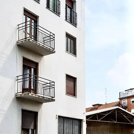 Dynamic In Apartman Milánó