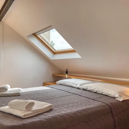 Royal -montenapoleone- ميلان