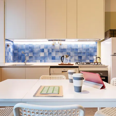 Marta Flexyrent A.c. Μιλάνο